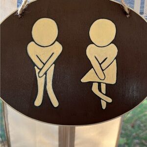 Handing wood sign